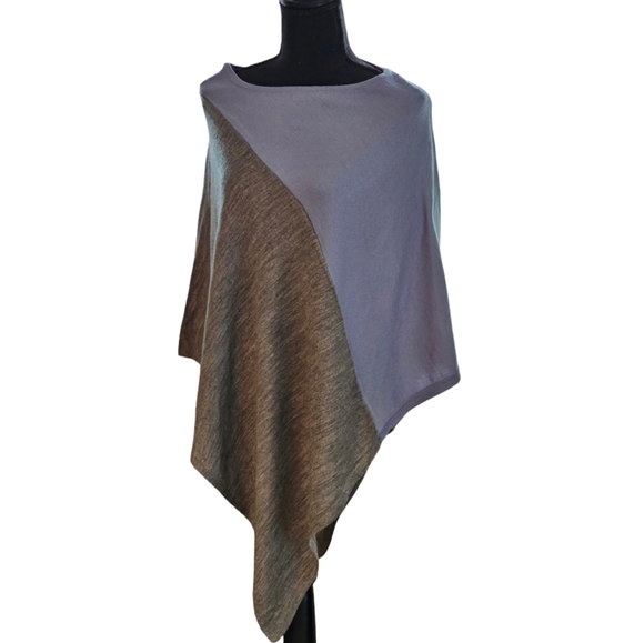 PBJ Sport Poncho - Picture 2 of 4